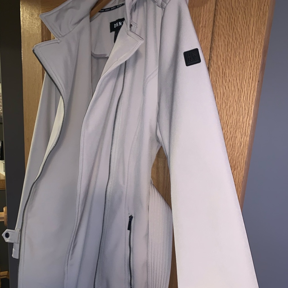 Dkny jacket - Picture 6 of 9